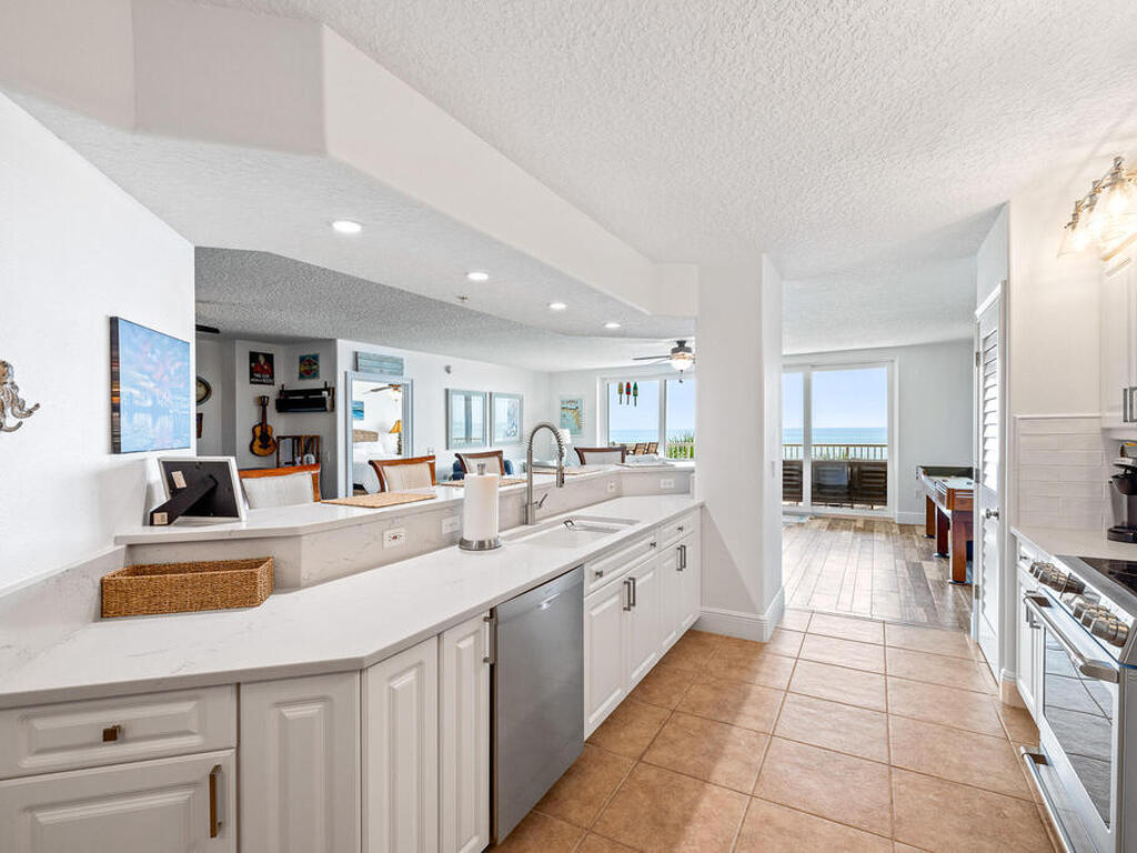 2085 Highway A1a Highway, Indian Harbour Beach, FL 32937