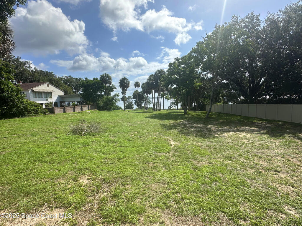 1525 Indian River Drive, Cocoa, FL 32922