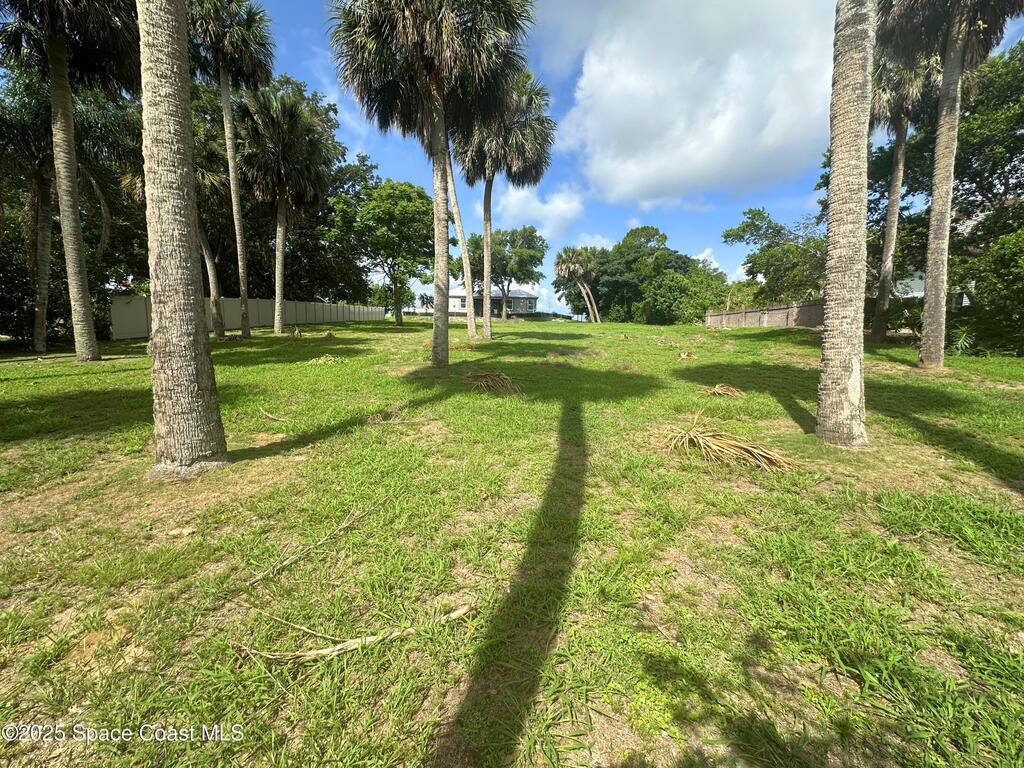 1525 Indian River Drive, Cocoa, FL 32922