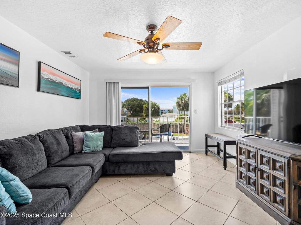 650 Island Club Court, Indialantic, FL 32903