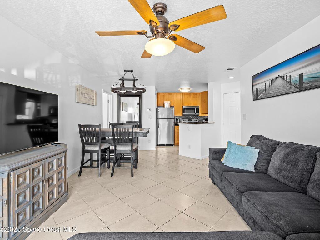 650 Island Club Court, Indialantic, FL 32903