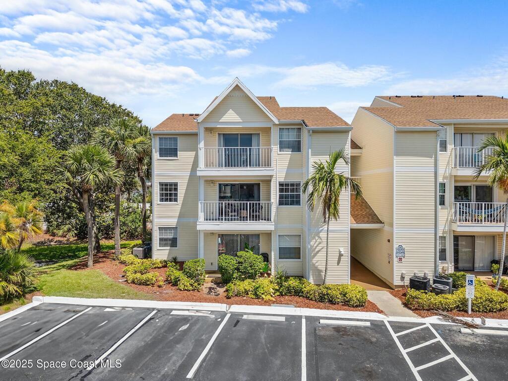 650 Island Club Court, Indialantic, FL 32903