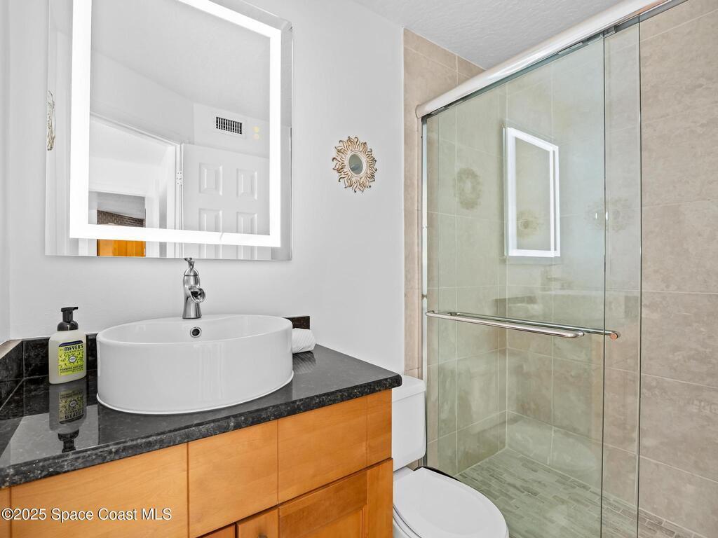 650 Island Club Court, Indialantic, FL 32903