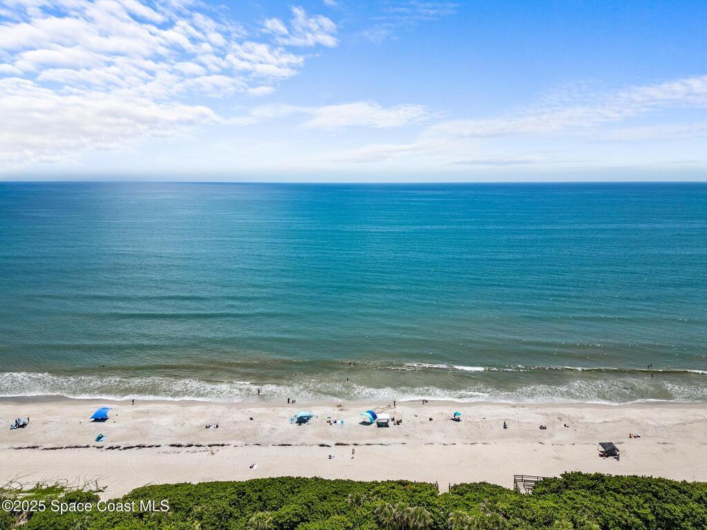 650 Island Club Court, Indialantic, FL 32903