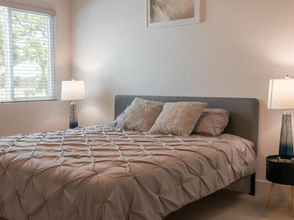 2148 Country Club Road, Melbourne, FL 32901