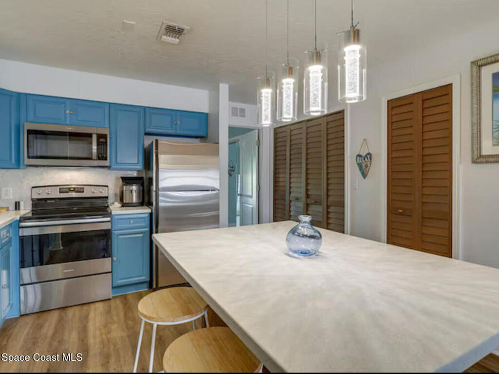 8060 Sunset Court, Cape Canaveral, FL 32920