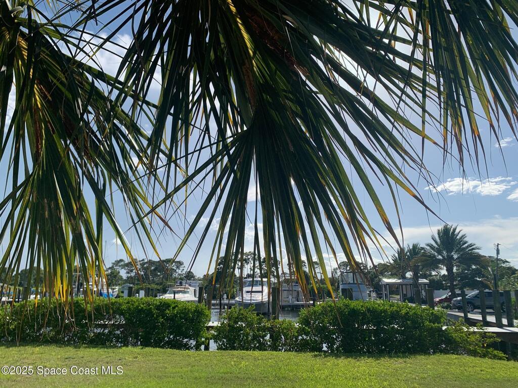 1327 S Banana River Drive, Merritt Island, FL 32952