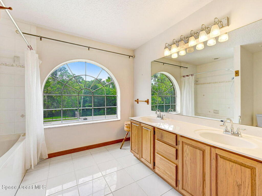 2575 Cox Road, Cocoa, FL 32926