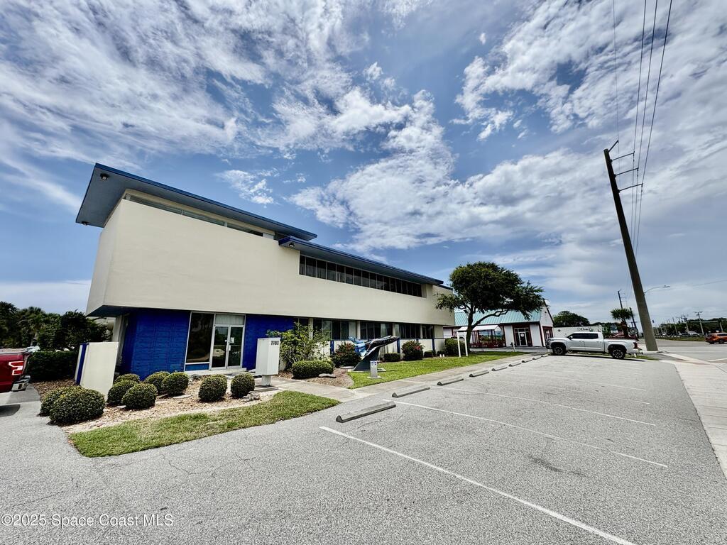 7980 N Atlantic Avenue, Cape Canaveral, FL 32920