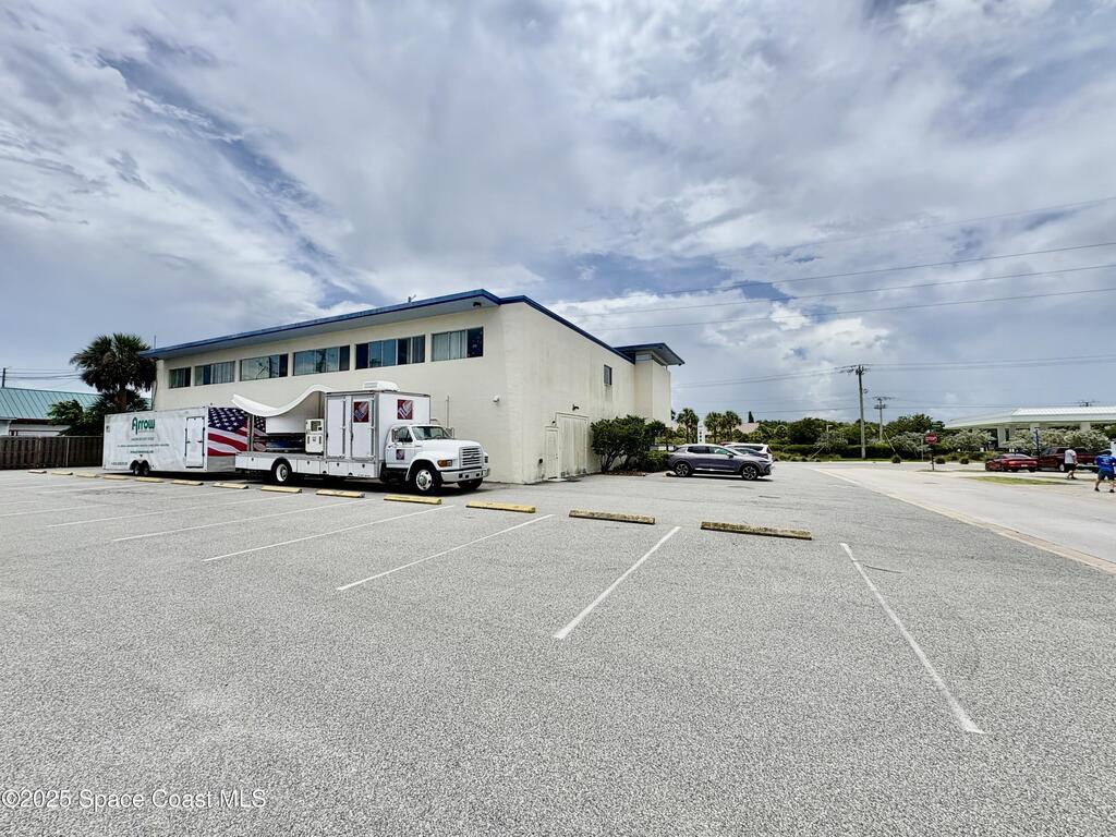 7980 N Atlantic Avenue, Cape Canaveral, FL 32920