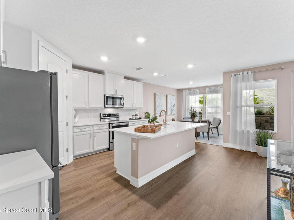 215 First Light Circle, Cocoa, FL 32922