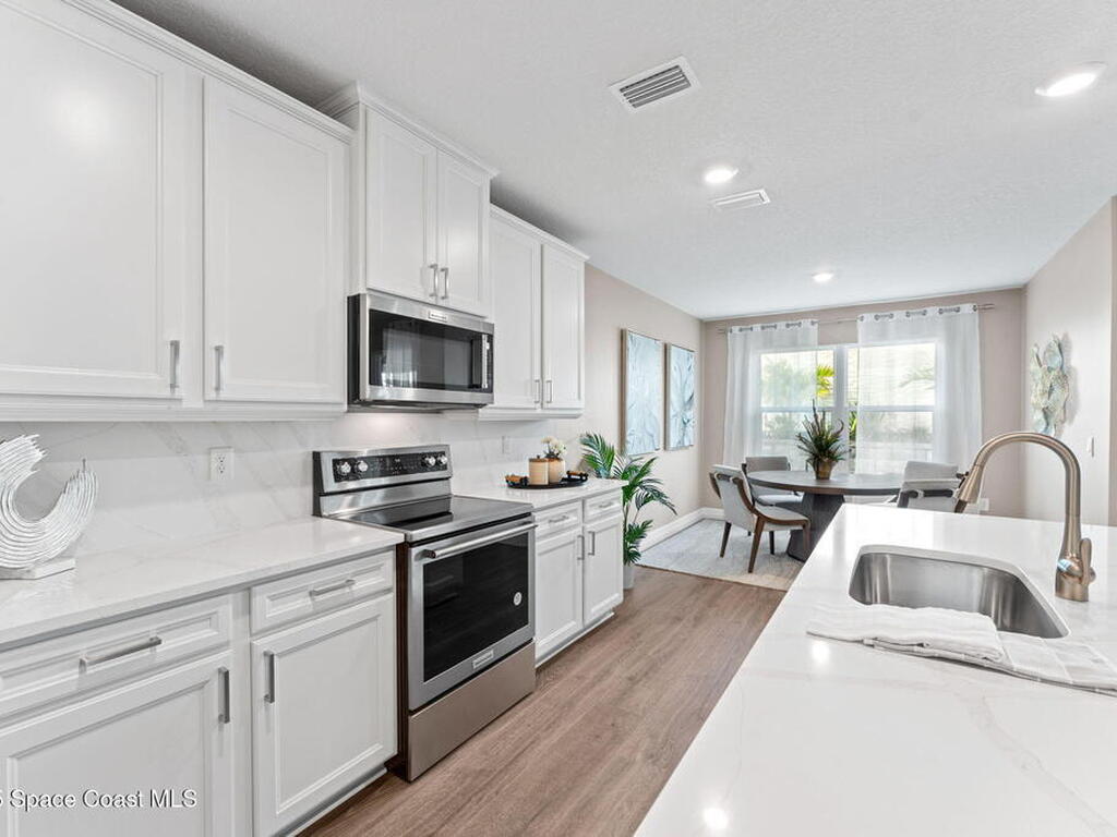 215 First Light Circle, Cocoa, FL 32922