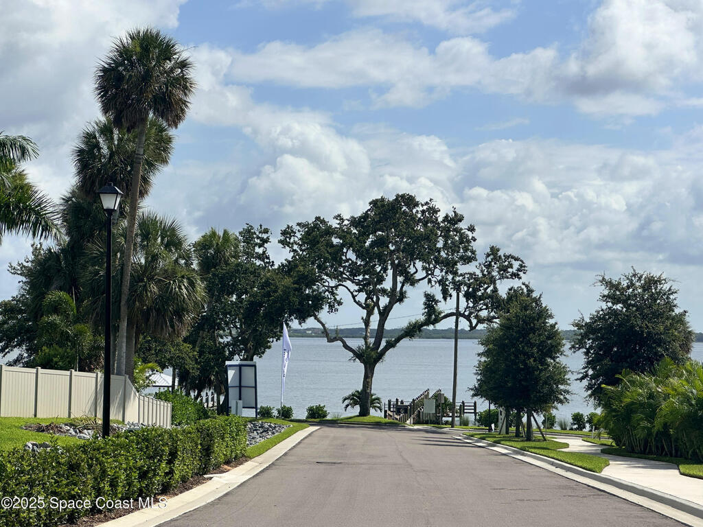 215 First Light Circle, Cocoa, FL 32922