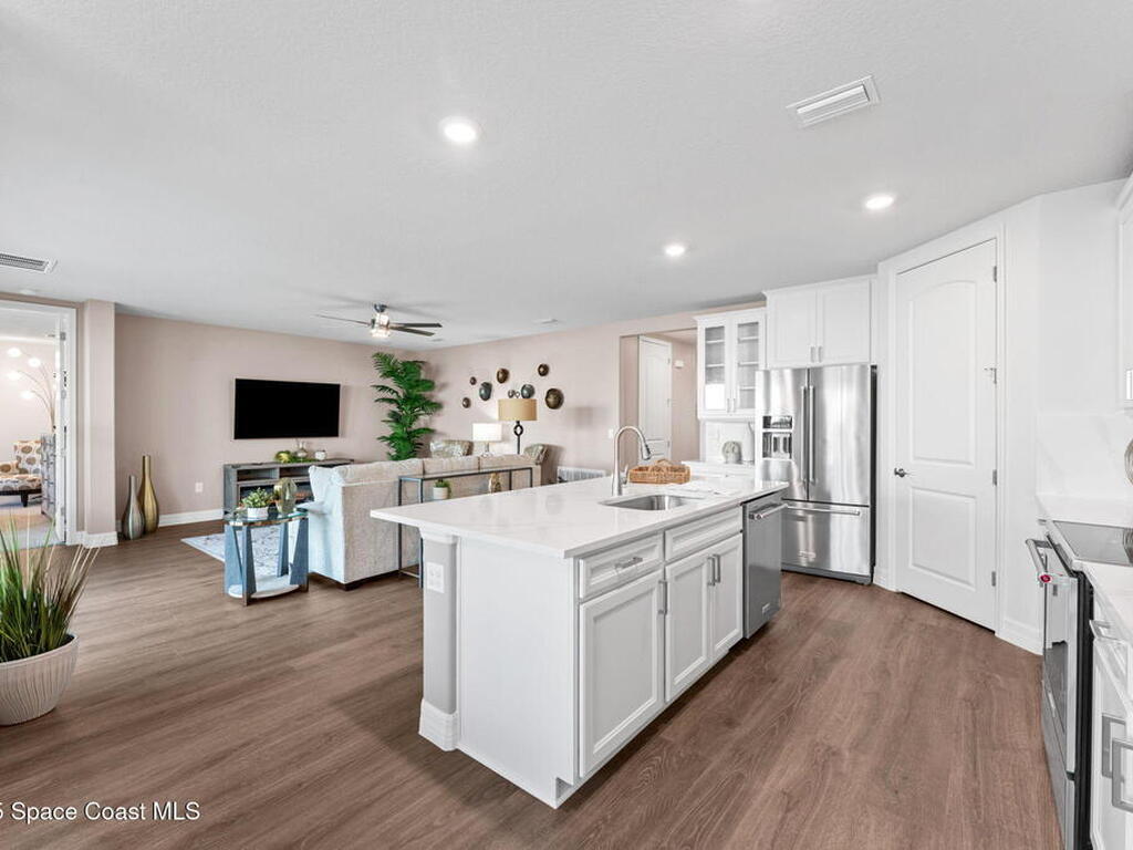 215 First Light Circle, Cocoa, FL 32922