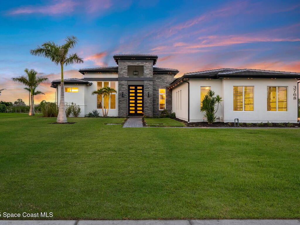 3768 Lake Adelaide Place, Rockledge, FL 32955