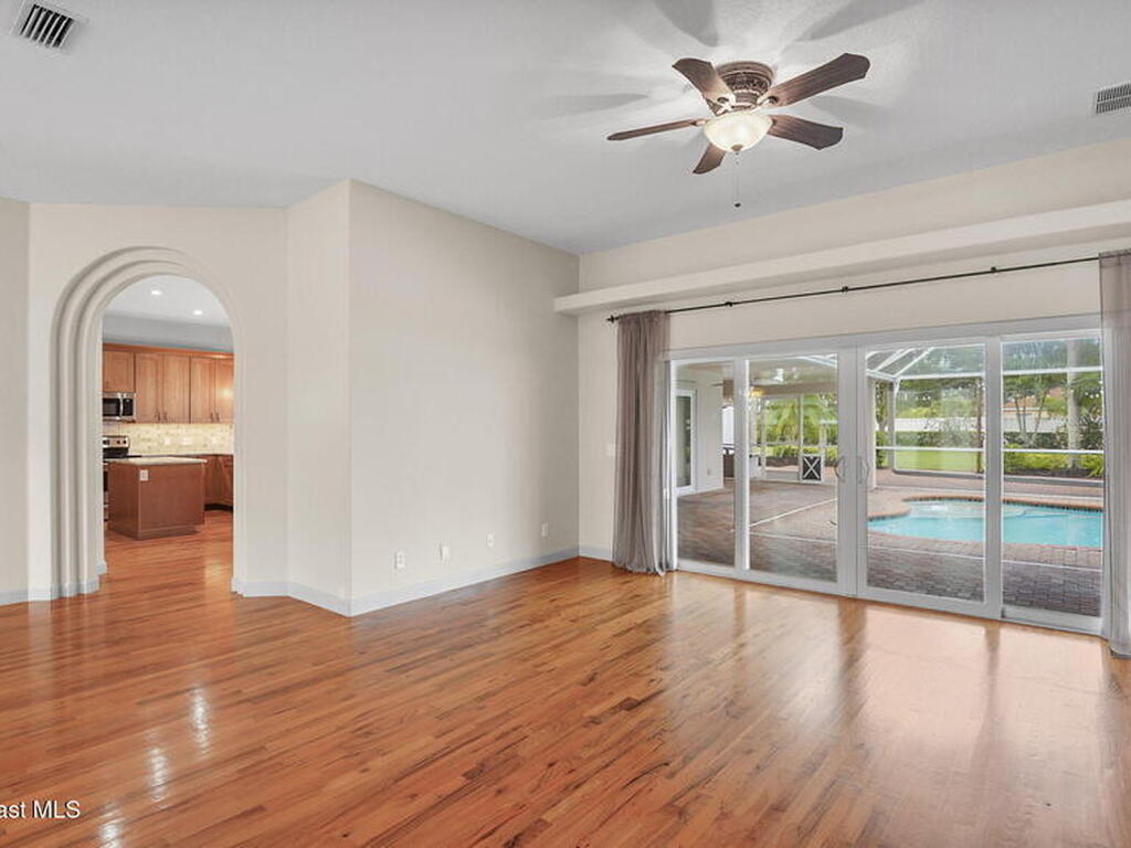 5077 Templeton Place, Suntree, FL 32955