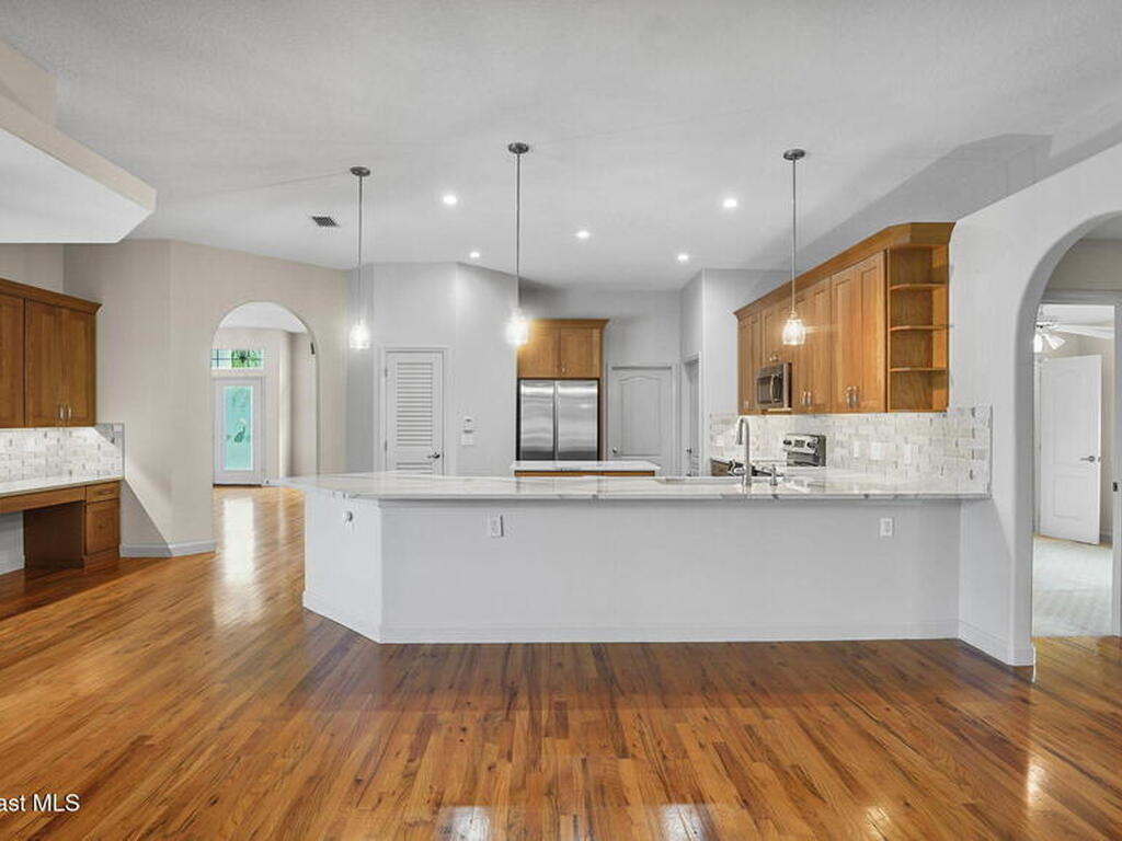 5077 Templeton Place, Suntree, FL 32955