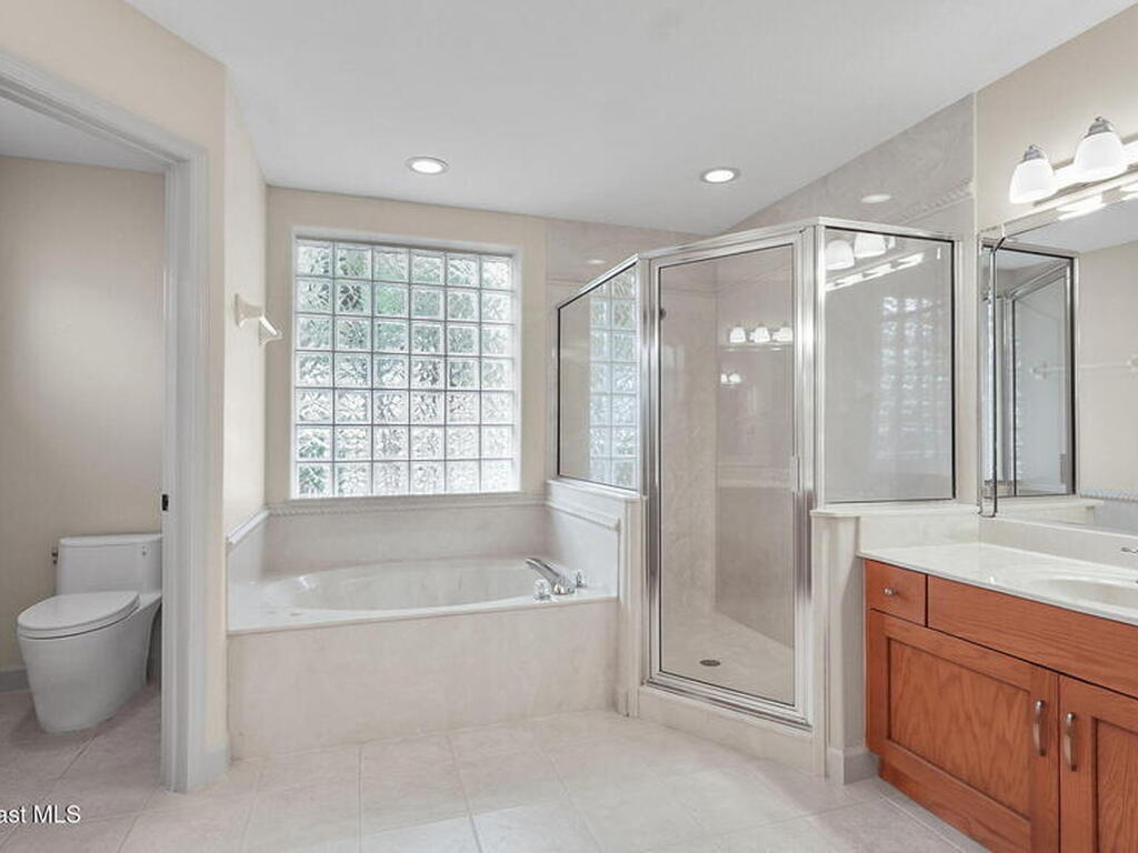 5077 Templeton Place, Suntree, FL 32955