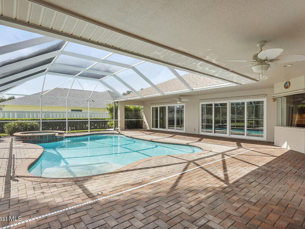 5077 Templeton Place, Suntree, FL 32955