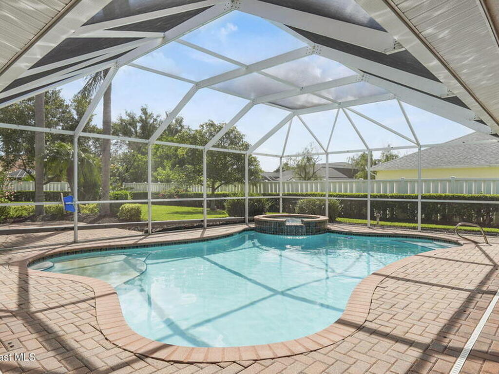 5077 Templeton Place, Suntree, FL 32955