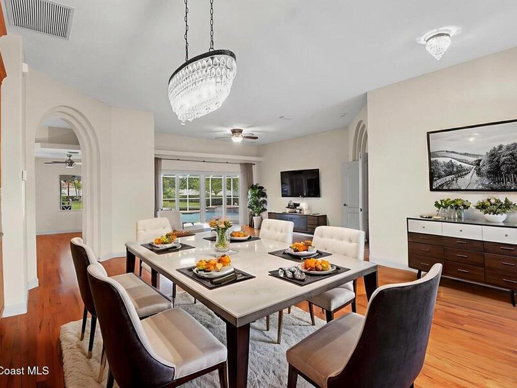 5077 Templeton Place, Suntree, FL 32955