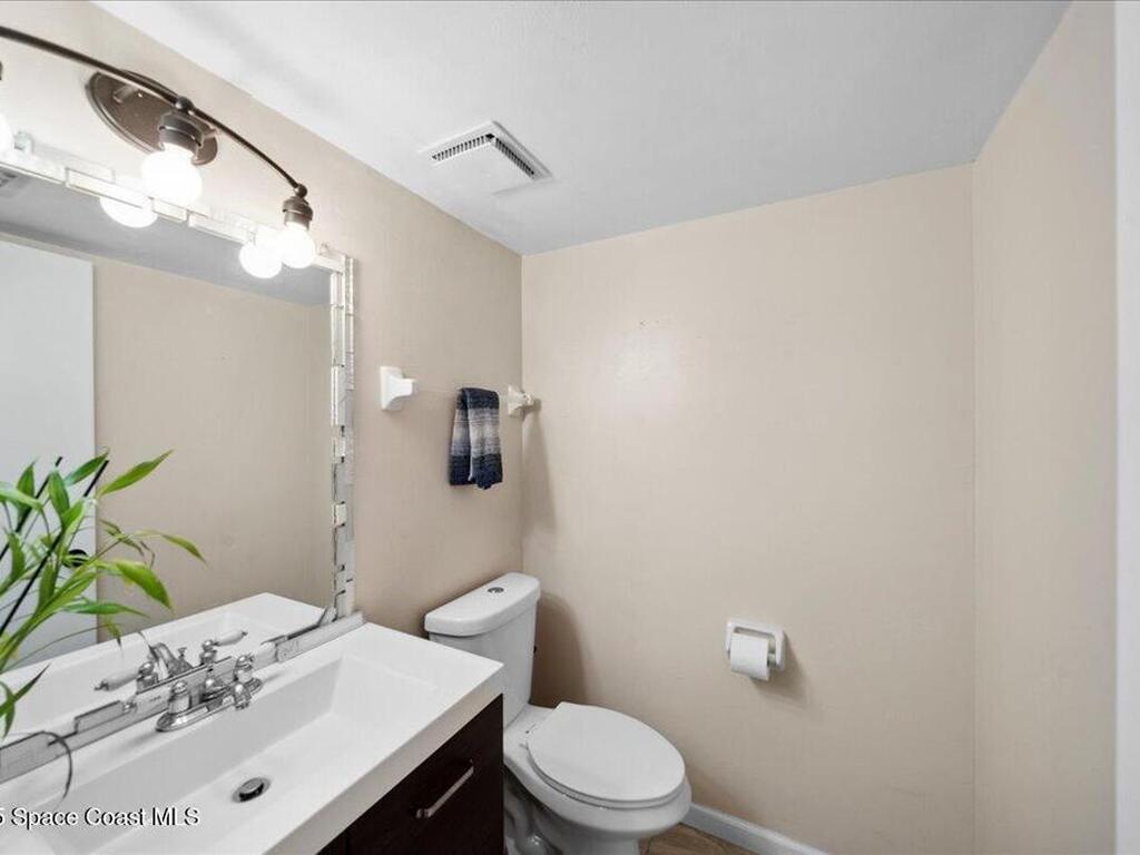 1020 Abada Court, Palm Bay, FL 32905