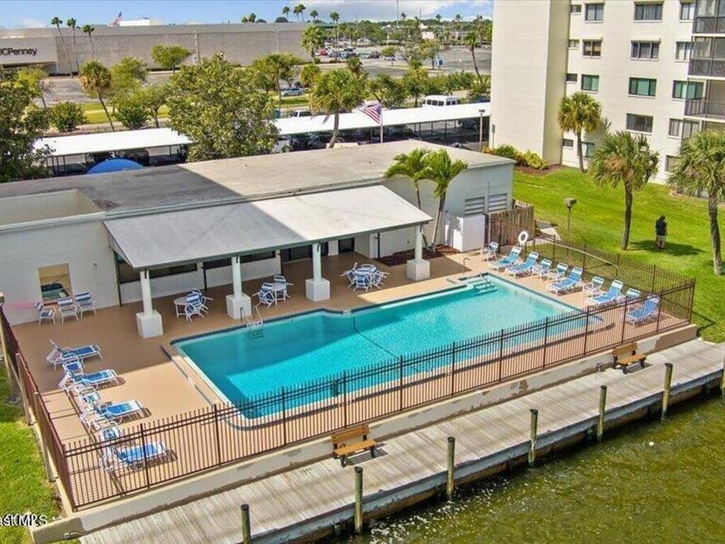 200 S Sykes Creek Parkway, Merritt Island, FL 32952