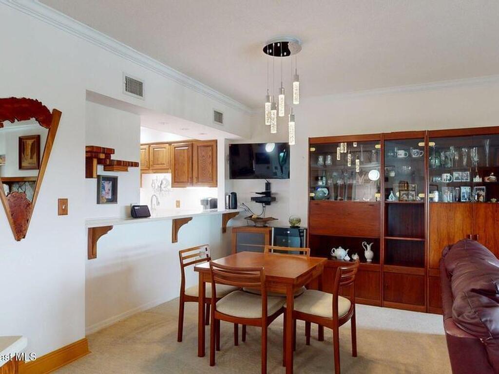 905 N Harbor City Boulevard, Melbourne, FL 32935