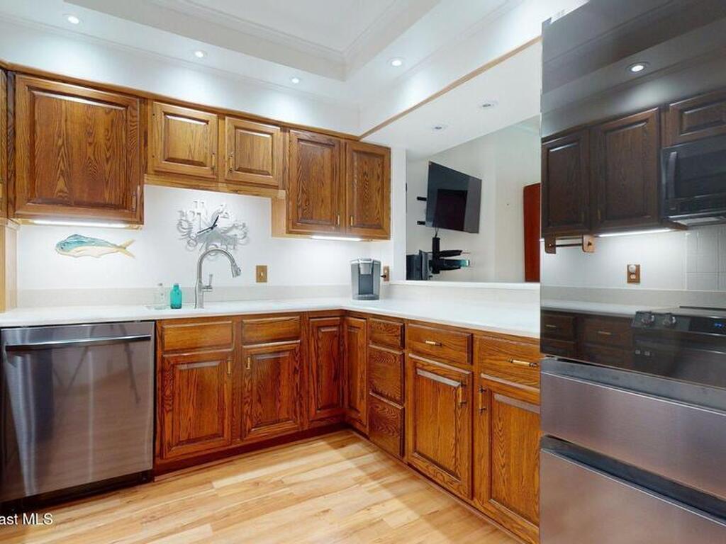 905 N Harbor City Boulevard, Melbourne, FL 32935