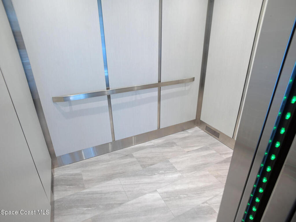 905 N Harbor City Boulevard, Melbourne, FL 32935