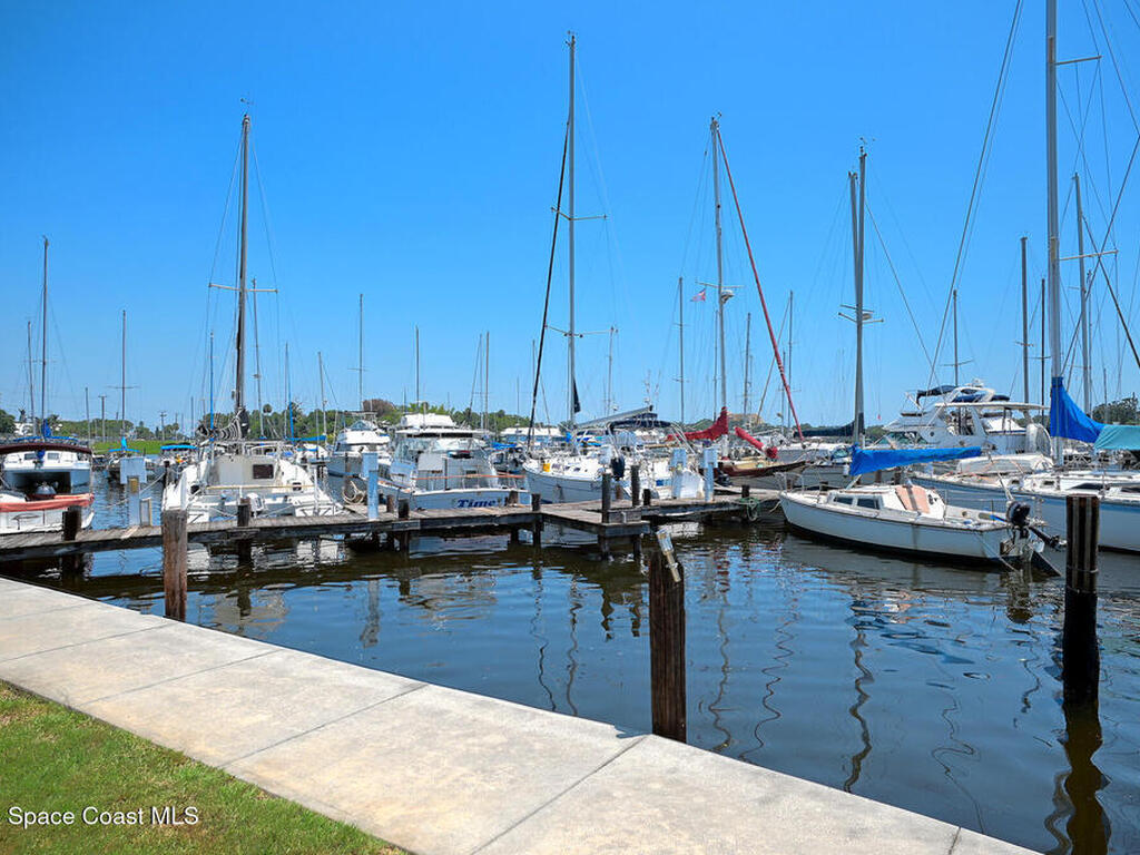 905 N Harbor City Boulevard, Melbourne, FL 32935