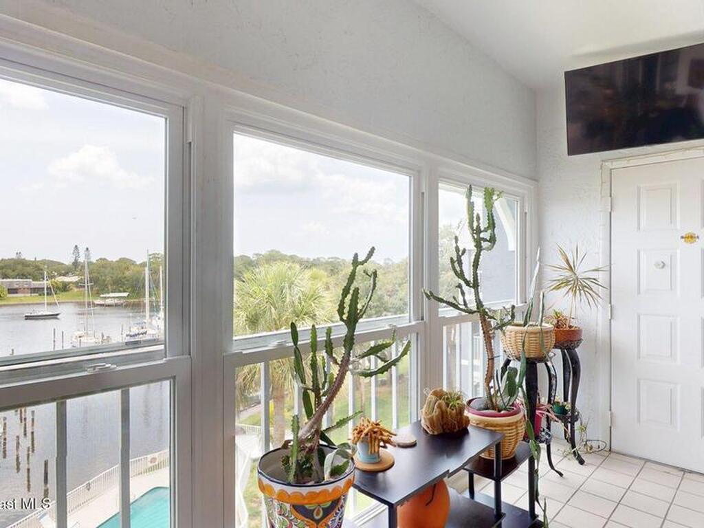 905 N Harbor City Boulevard, Melbourne, FL 32935