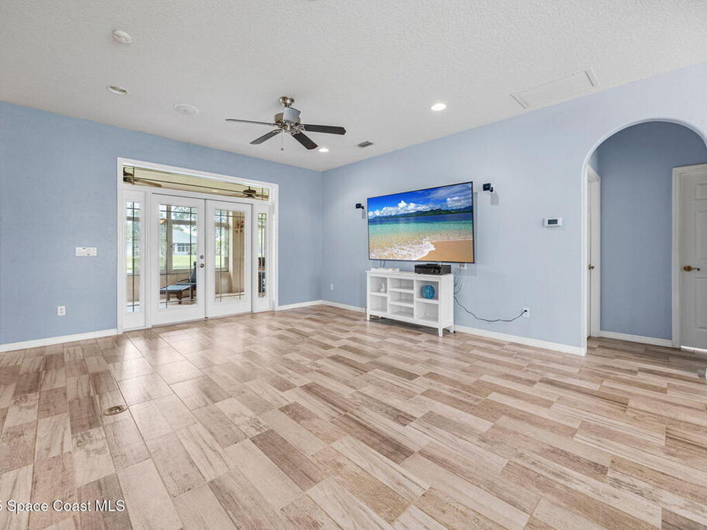 2542 Woodfield Circle, Melbourne, FL 32904