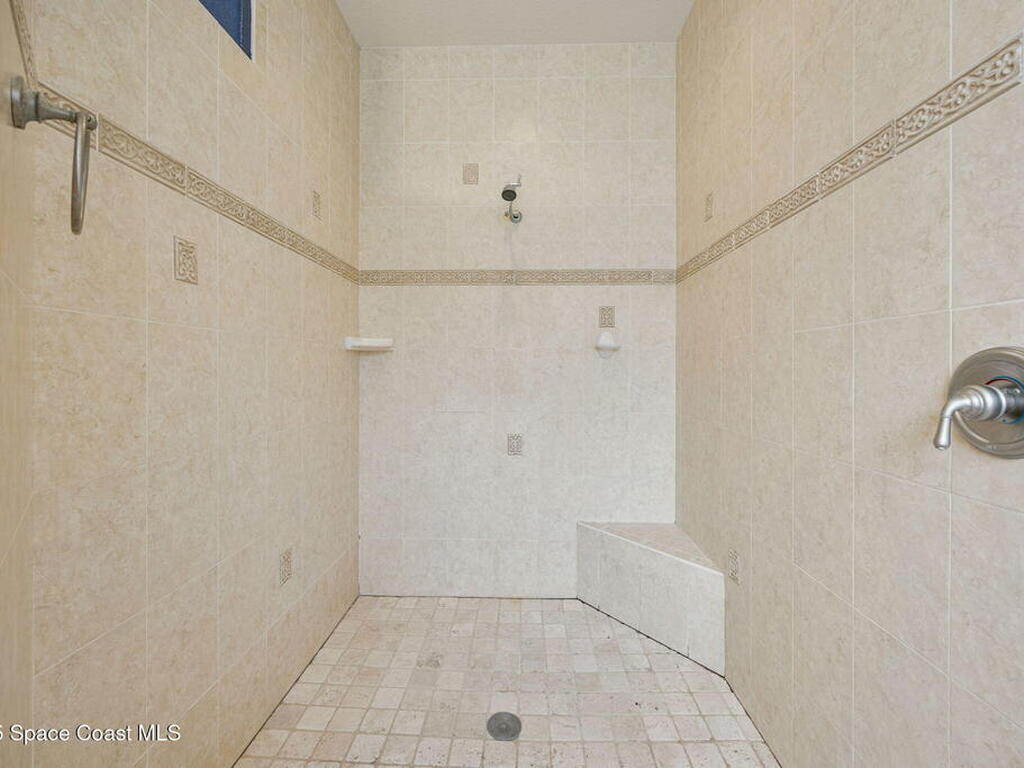 2542 Woodfield Circle, Melbourne, FL 32904