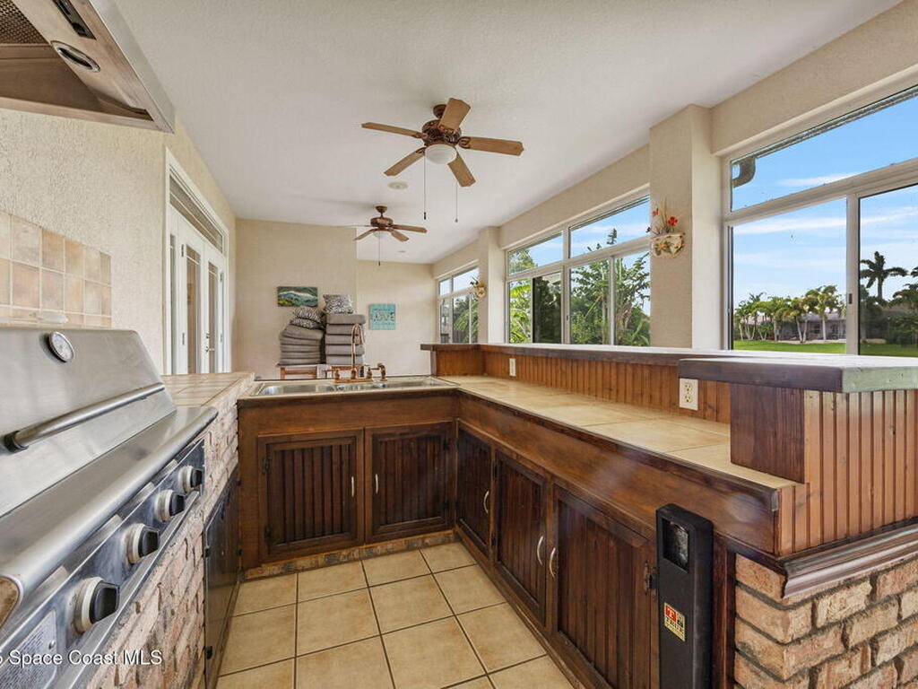 2542 Woodfield Circle, Melbourne, FL 32904