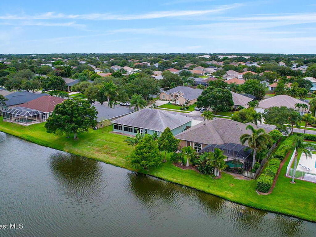 2542 Woodfield Circle, Melbourne, FL 32904