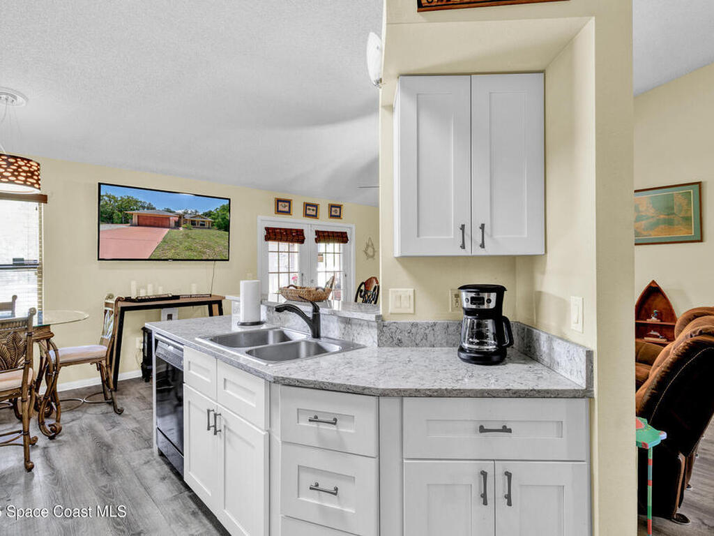 5505 95th Street, Sebastian, FL 32958