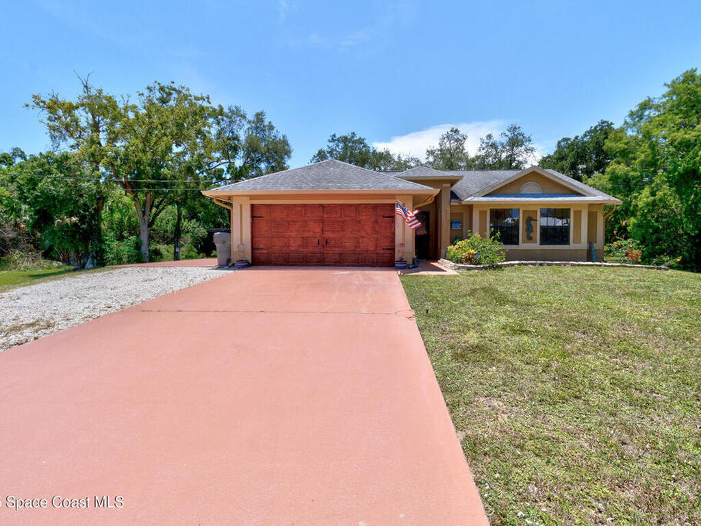 5505 95th Street, Sebastian, FL 32958