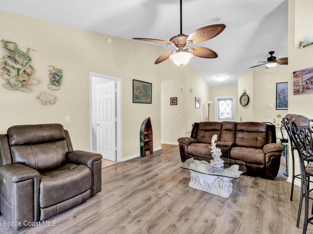 5505 95th Street, Sebastian, FL 32958