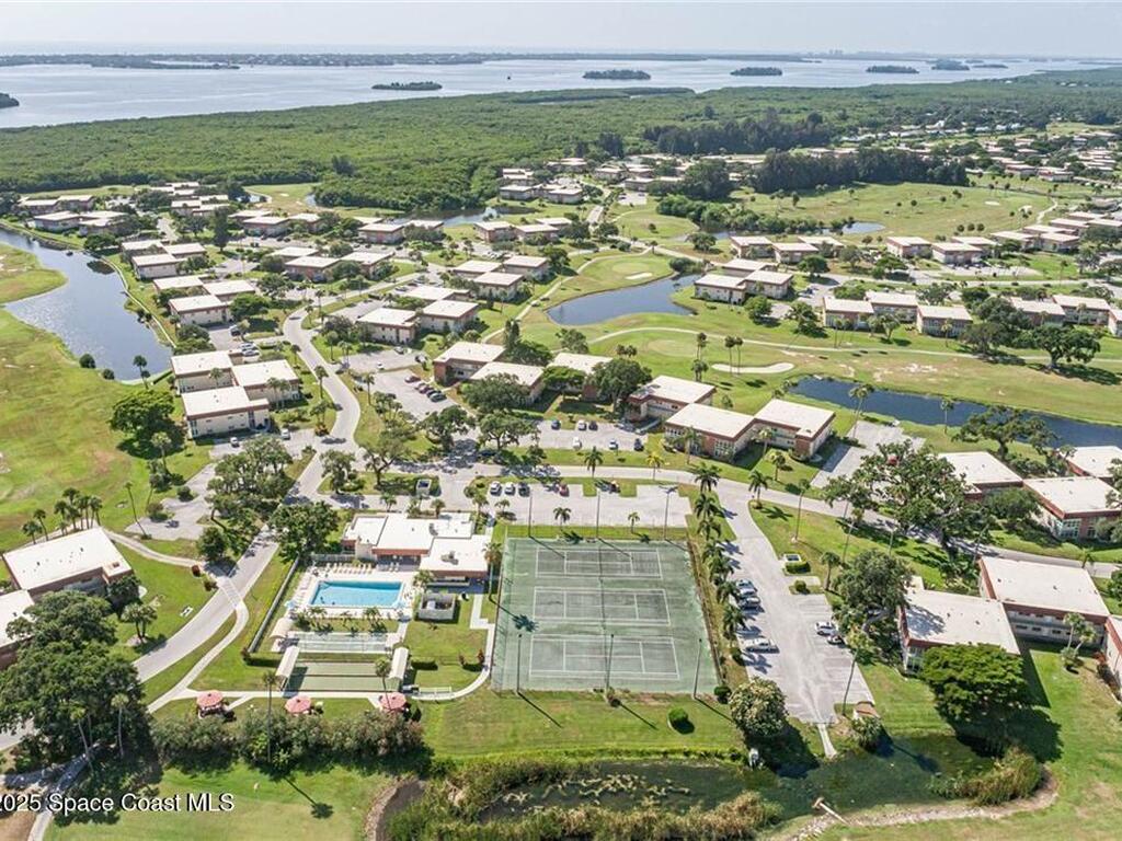 76 Royal Oak Drive, Vero Beach, FL 32962