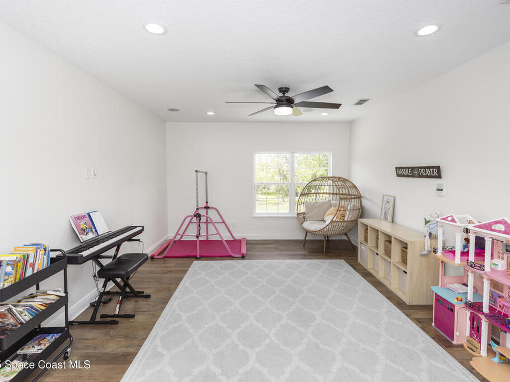 20796 Quinn Street, Orlando, FL 32833