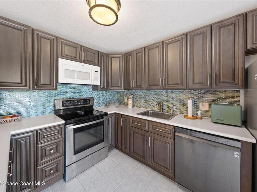 2012 Dan Court, Palm Bay, FL 32905