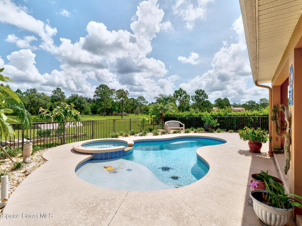 13280 81st Street, Fellsmere, FL 32948