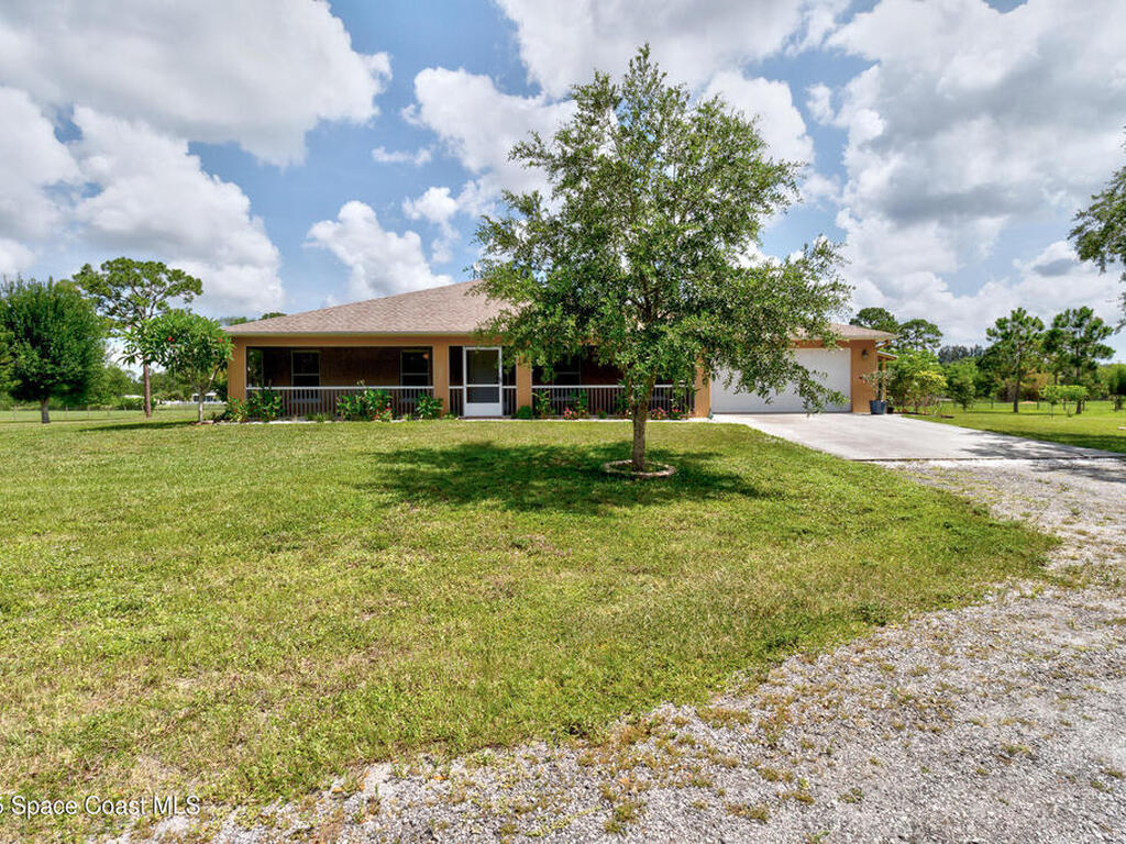 13280 81st Street, Fellsmere, FL 32948