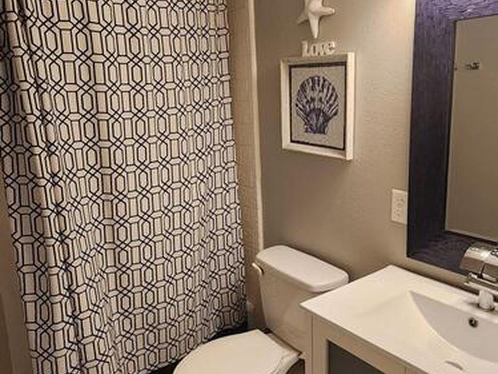 2880 S Atlantic Avenue, Cocoa Beach, FL 32931