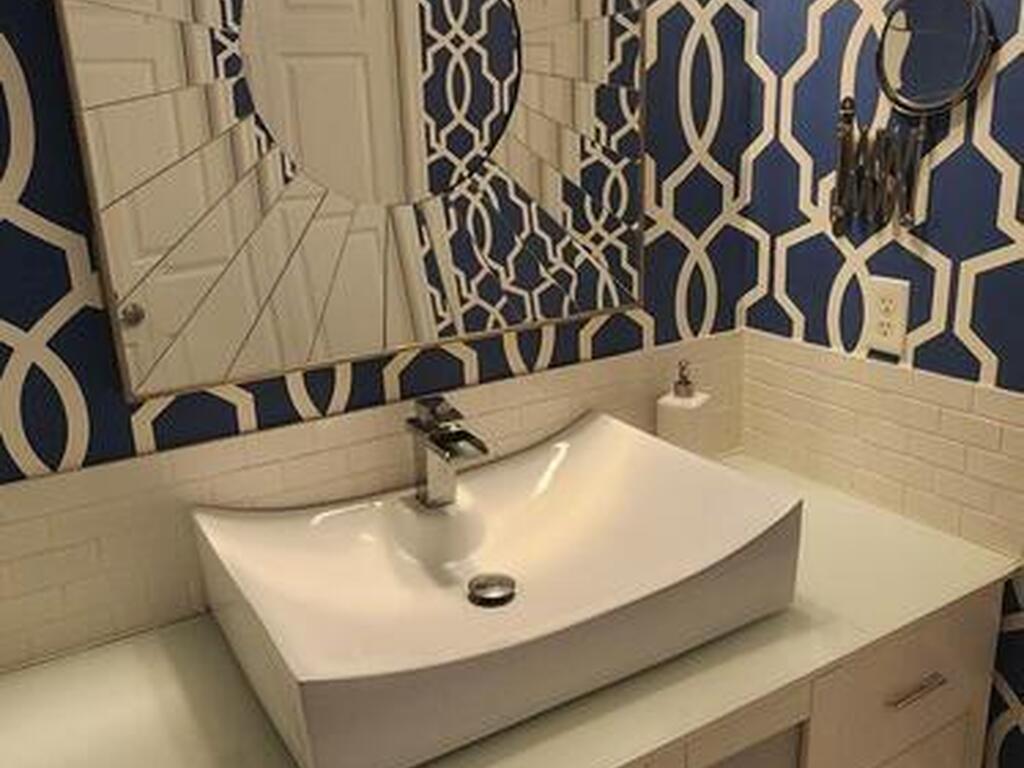 2880 S Atlantic Avenue, Cocoa Beach, FL 32931