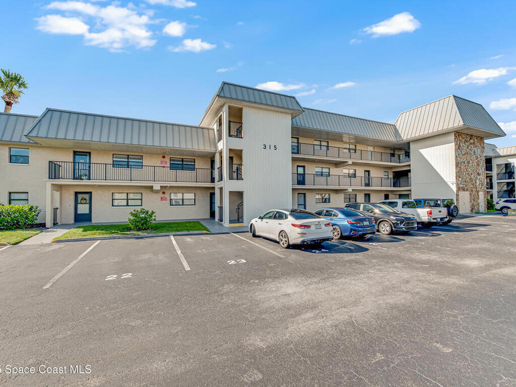 315 Tangle Run Boulevard, Suntree, FL 32940