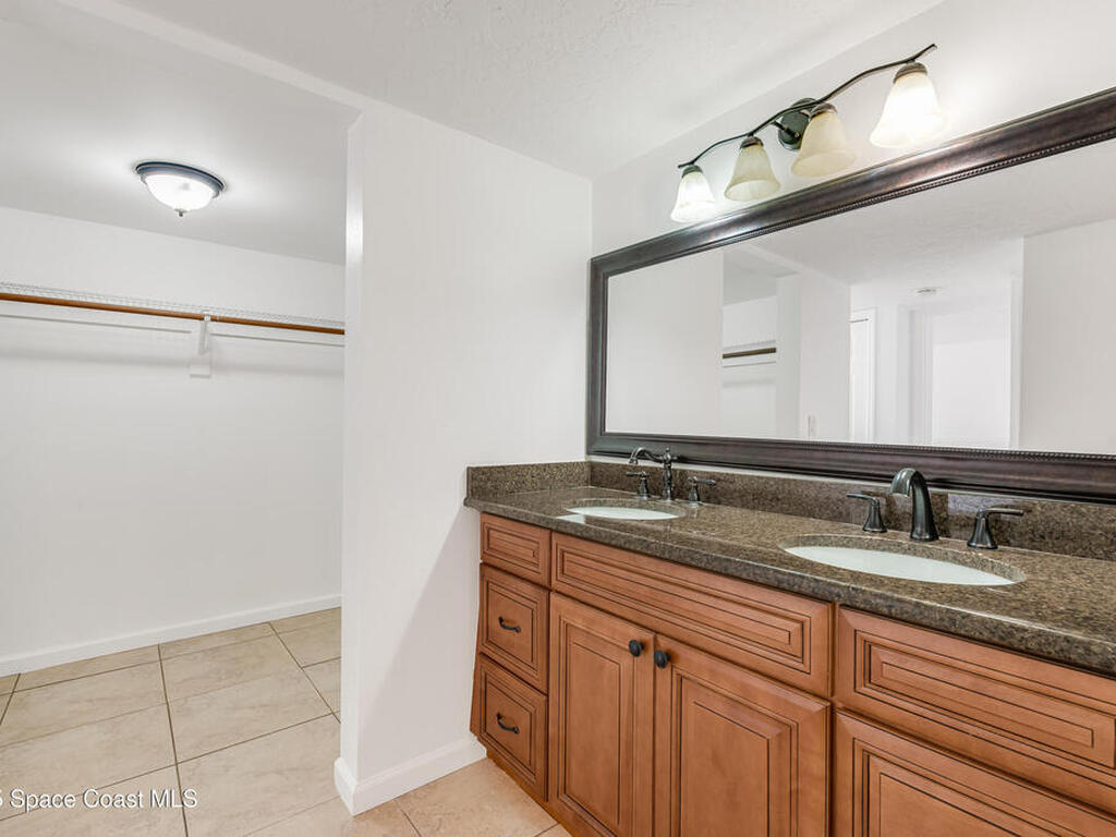 315 Tangle Run Boulevard, Suntree, FL 32940