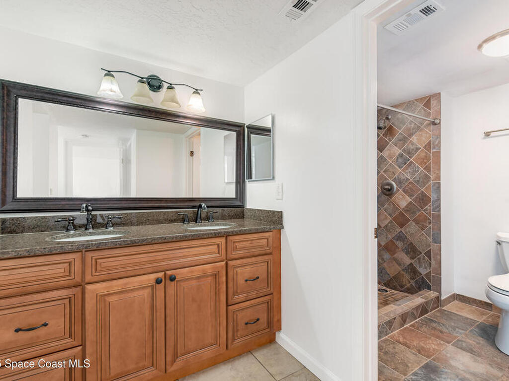 315 Tangle Run Boulevard, Suntree, FL 32940