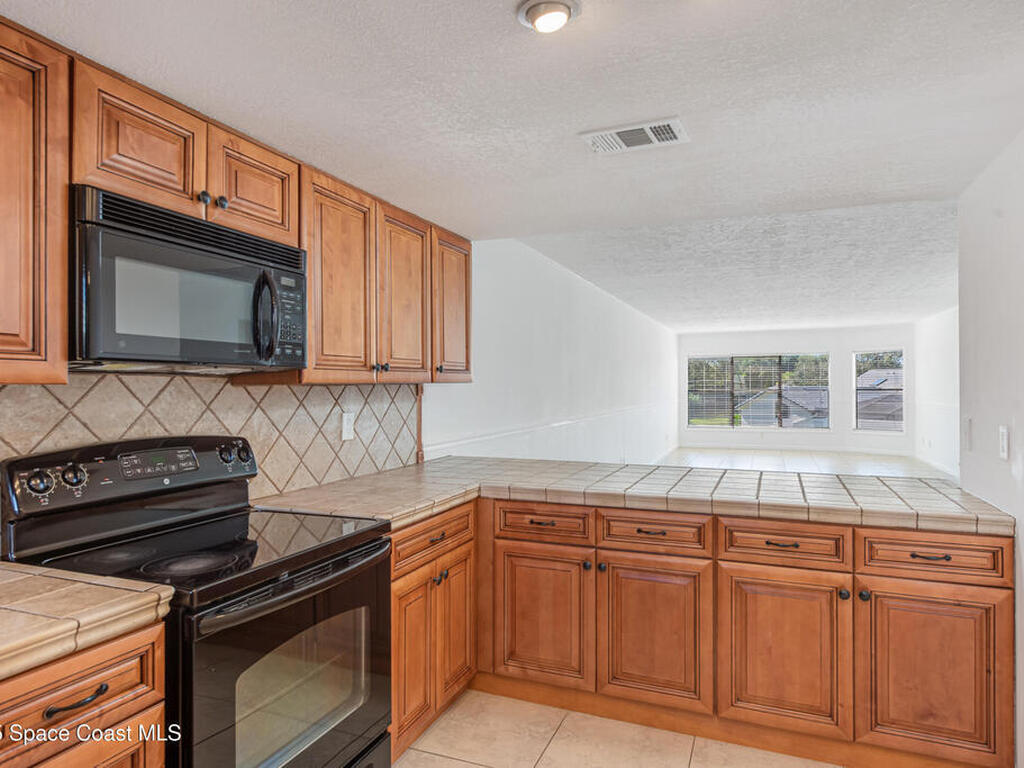 315 Tangle Run Boulevard, Suntree, FL 32940